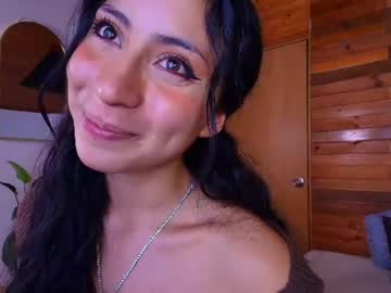 amber_curly