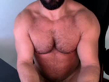 beard_top_guy