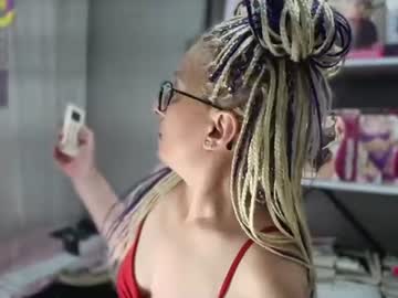 bisexyeliz35