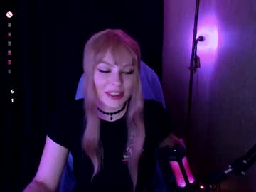 emma_dark_lust