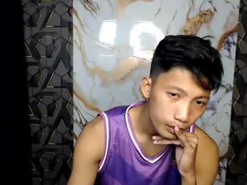 horny_asianmoreno