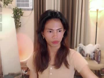 scarlet_kisses
