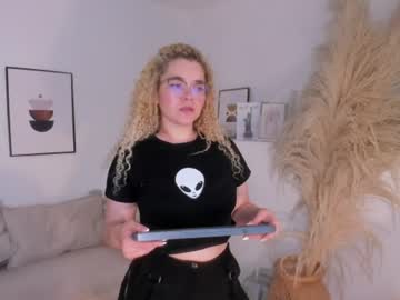 susan_blond