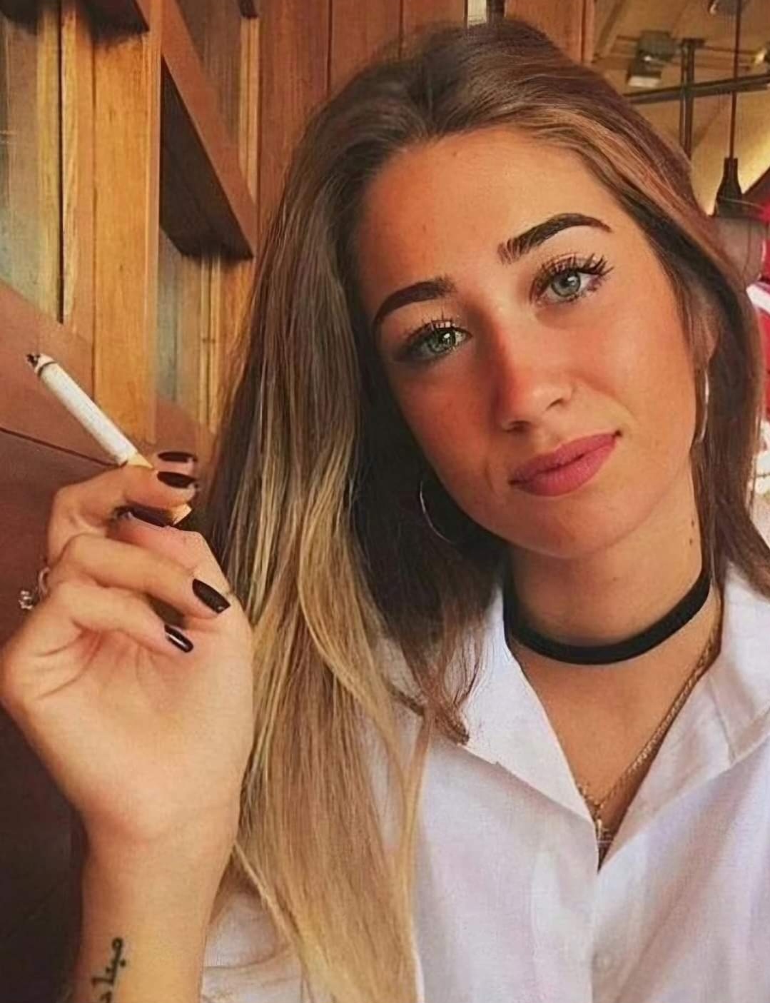 Sexy smoking — 17